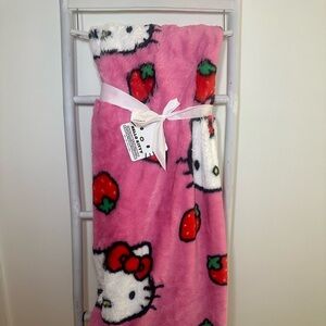 Hello Kitty faux fur pink strawberry blanket